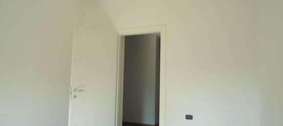Villa T3 em Gallarate, Italy N.º 92047 20