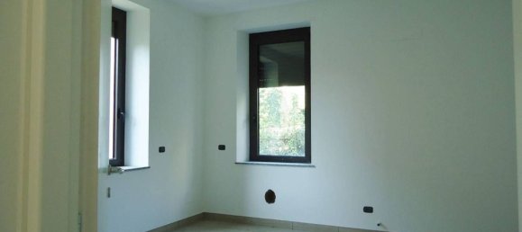 Villa T3 em Gallarate, Italy N.º 92047 14