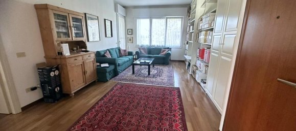 4 rooms Apartment in Padua, Italy No. 31833 6