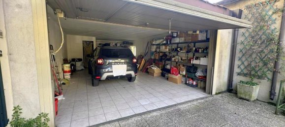 4 rooms Apartment in Padua, Italy No. 31833 46