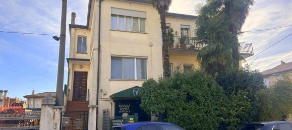 4 rooms Apartment in Padua, Italy No. 31833 50