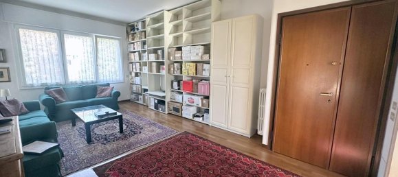4 rooms Apartment in Padua, Italy No. 31833 2