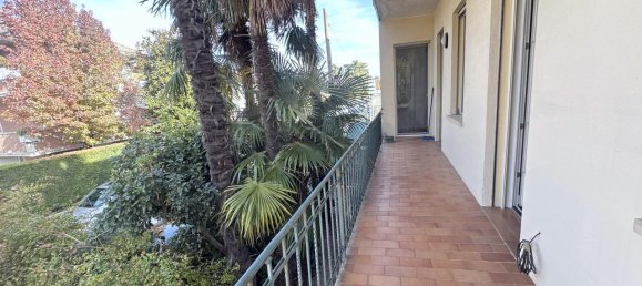 4 rooms Apartment in Padua, Italy No. 31833 29