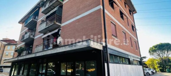 5 rooms Commercial property in Perugia, Italy No. 350697 17