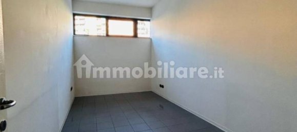 5 rooms Commercial property in Perugia, Italy No. 350697 10