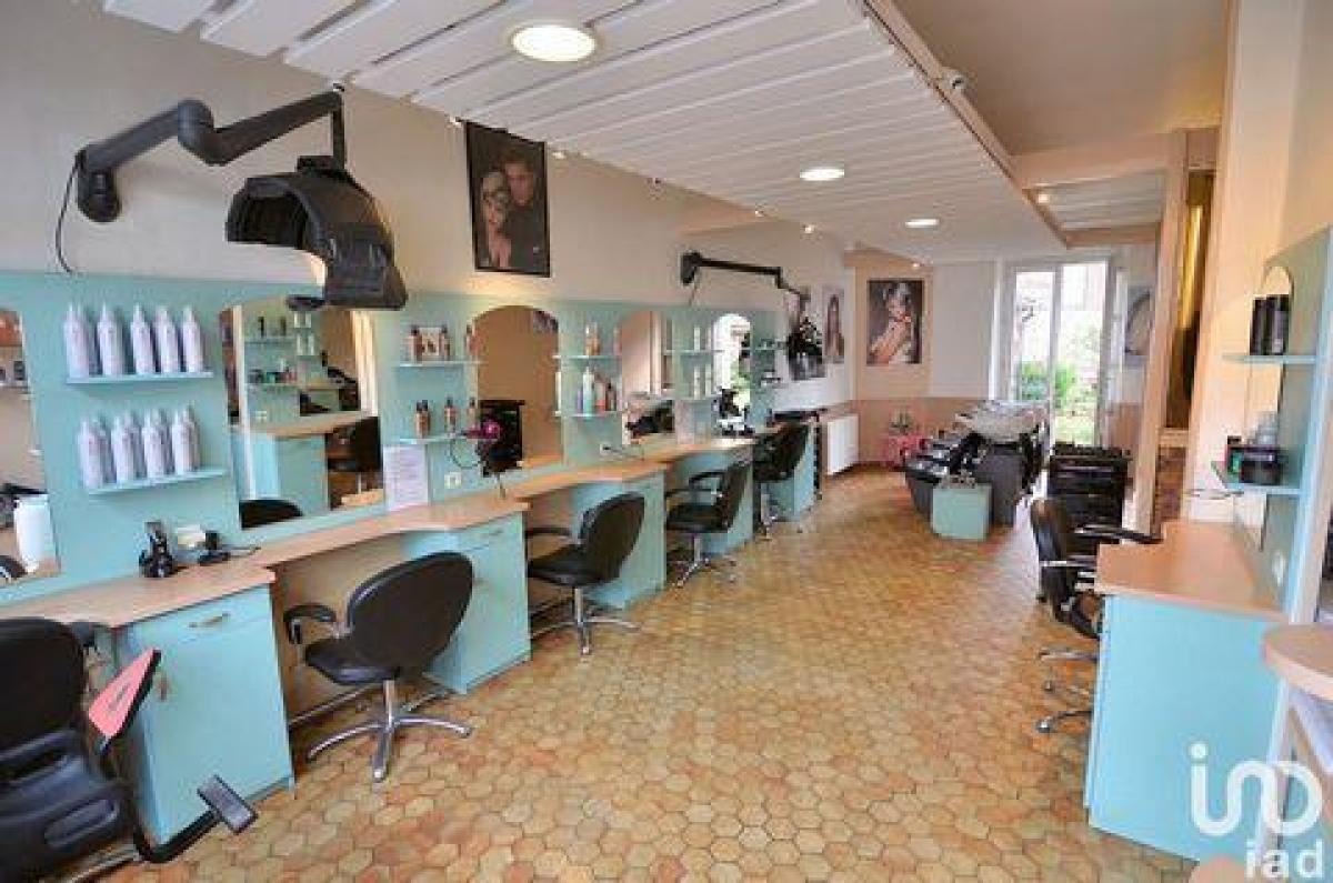  مكتب في Rambouillet, France 35متر مربع رقم 17781