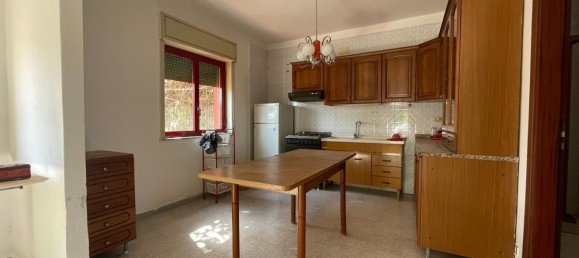 5 bedrooms Villa in Motta d'Affermo, Italy No. 316616 3