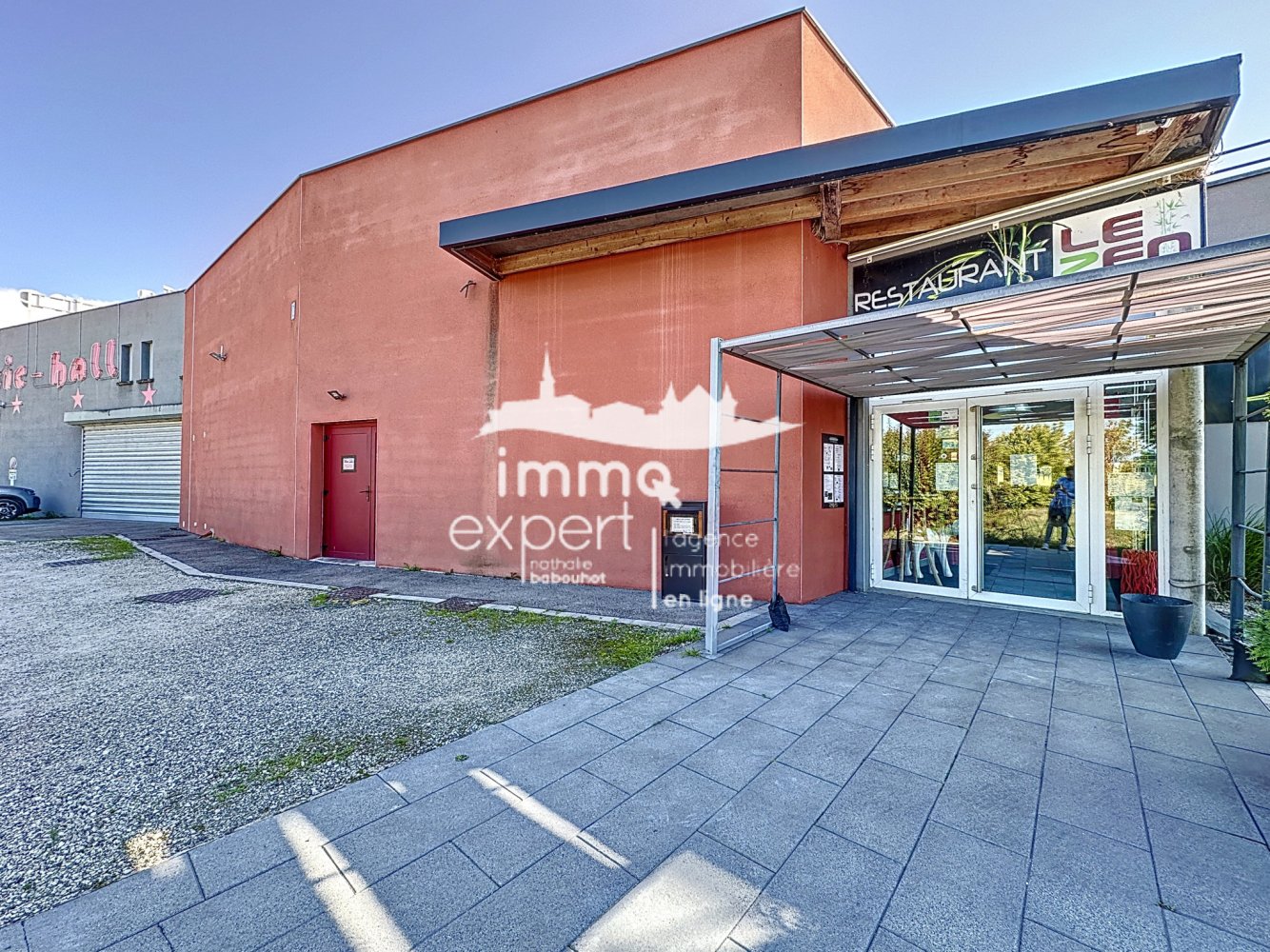 Imóvel comercial em Charmes, France 1000 m² N.º 244573