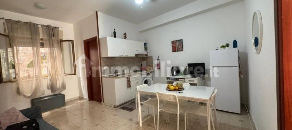 2 bedrooms Apartment in Palermo, Italy No. 335140 2