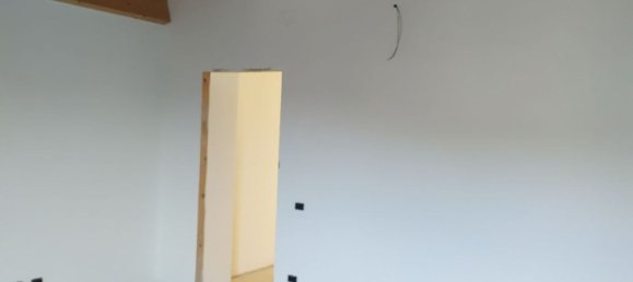 6 rooms House in Penna Sant'Andrea, Italy No. 254177 11