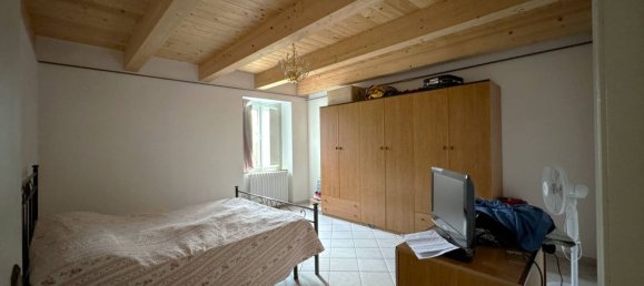 Дом с 10 комнатами в Монтоттоне, Италия № 203845 11