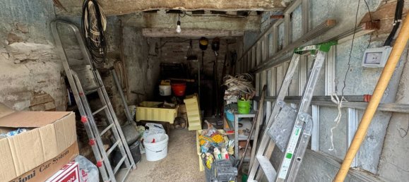 Дом с 10 комнатами в Монтоттоне, Италия № 203845 18