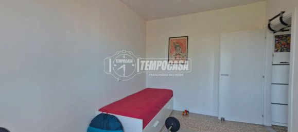 3-salle Appartement à Milan, Italy No. 305106 12