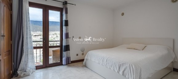 5 bedrooms House in Adeje, Spain No. 27343 46