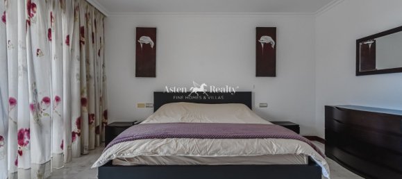 5 bedrooms House in Adeje, Spain No. 27343 36