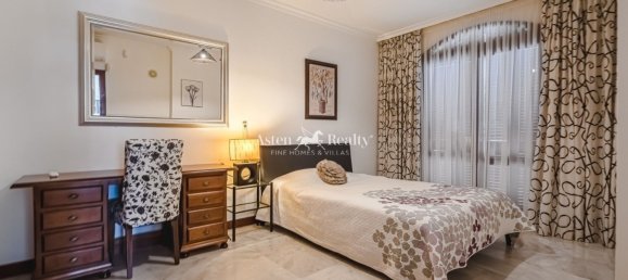 5 bedrooms House in Adeje, Spain No. 27343 28