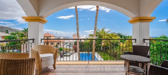 5 bedrooms House in Adeje, Spain No. 27343 39