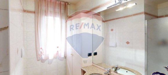 3 bedrooms Villa in Caronno Pertusella, Italy No. 270511 38