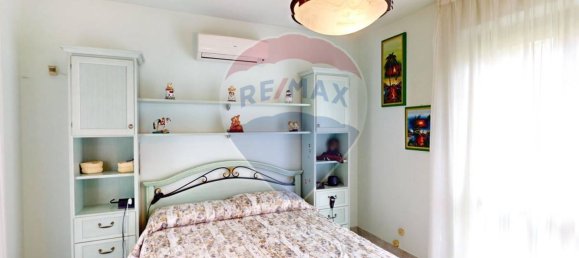 3 bedrooms Villa in Caronno Pertusella, Italy No. 270511 27