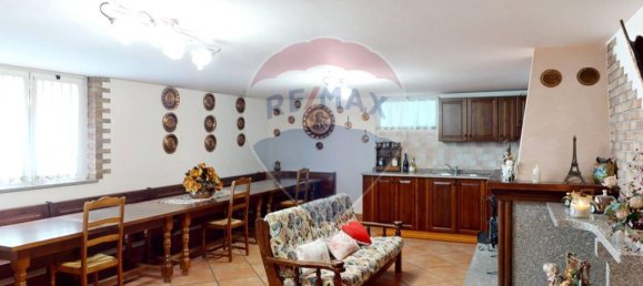 3 bedrooms Villa in Caronno Pertusella, Italy No. 270511 45