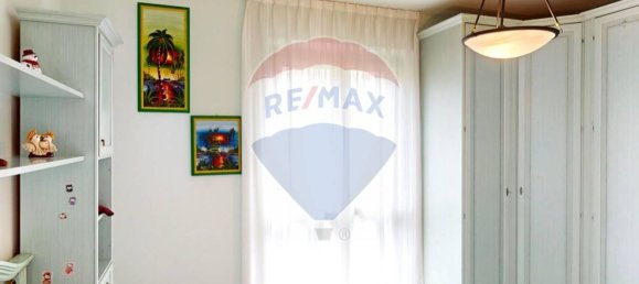 3 bedrooms Villa in Caronno Pertusella, Italy No. 270511 6