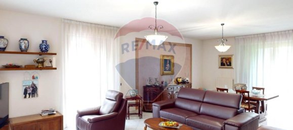 3 bedrooms Villa in Caronno Pertusella, Italy No. 270511 20