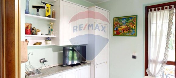 3 bedrooms Villa in Caronno Pertusella, Italy No. 270511 23