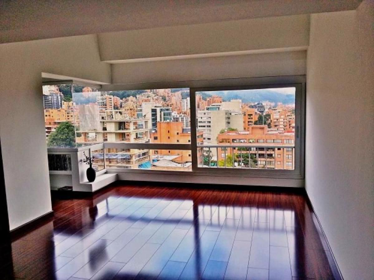 3 bedrooms House in Bogota, Colombia No. 13492