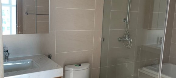 2 bedrooms Apartment in Thu Duc, Vietnam No. 17491 3