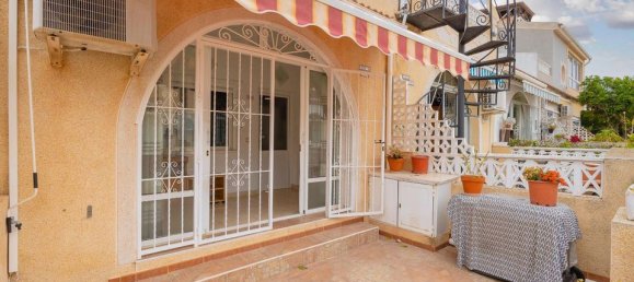 1 غرف نوم تاون هاوس في Torrevieja, Spain رقم 186425 5