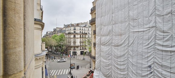 1 bedroom Apartment in Paris, France No. 334721 9