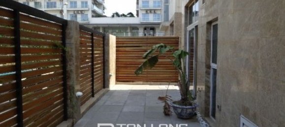 4 bedrooms Villa in Tay Ho, Vietnam No. 3562 2