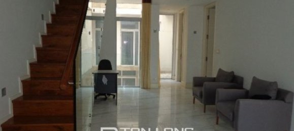 4 bedrooms Villa in Tay Ho, Vietnam No. 3562 4