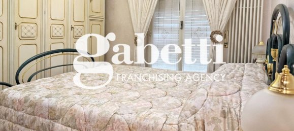 2 rooms Apartment in Rome, Italy No. 195388 14