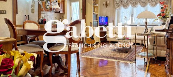 2 rooms Apartment in Rome, Italy No. 195388 9