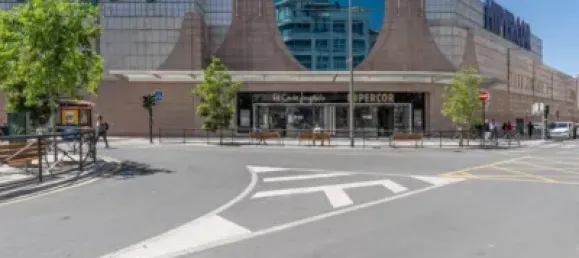 17m² Commercial property in Granada, Spain No. 174591 24