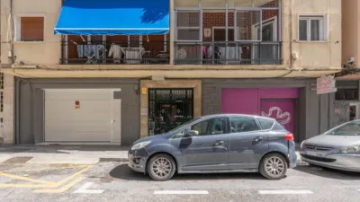 17m² Commercial property in Granada, Spain No. 174591