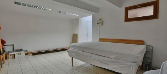 Здание 170м² в Берне, Франция № 313546 10