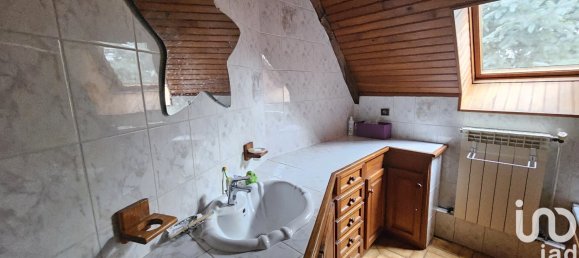 Casa de 4 dormitorios en Mouy, France No. 216725 19