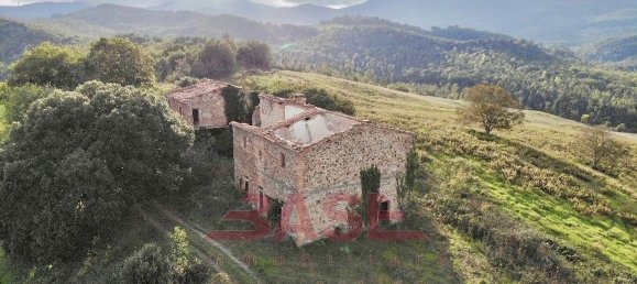 Studio in Chianni, Italy No. 237909 8