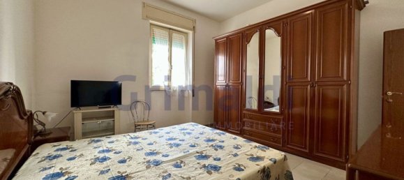 4 bedrooms Apartment in Follonica, Italy No. 338330 11