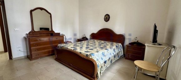 4 bedrooms Apartment in Follonica, Italy No. 338330 9