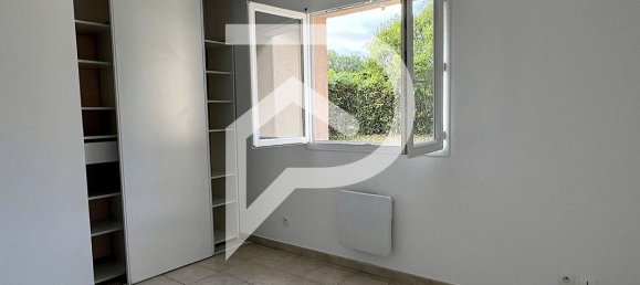 3 bedrooms House in Lagorce, France No. 340096 9