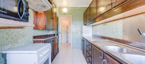 4 Schlafzimmer Wohnung in Lisbon, Portugal, Nr. 324357 3