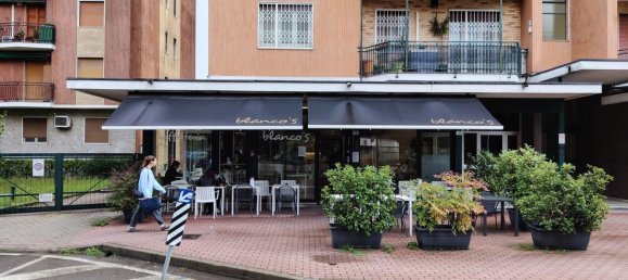 4 Schlafzimmer Wohnung in Arese, Italy, Nr. 330406 14