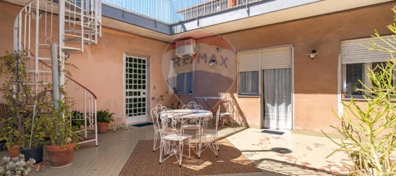 13غرفة منزل في Catania, Italy رقم 159619 8