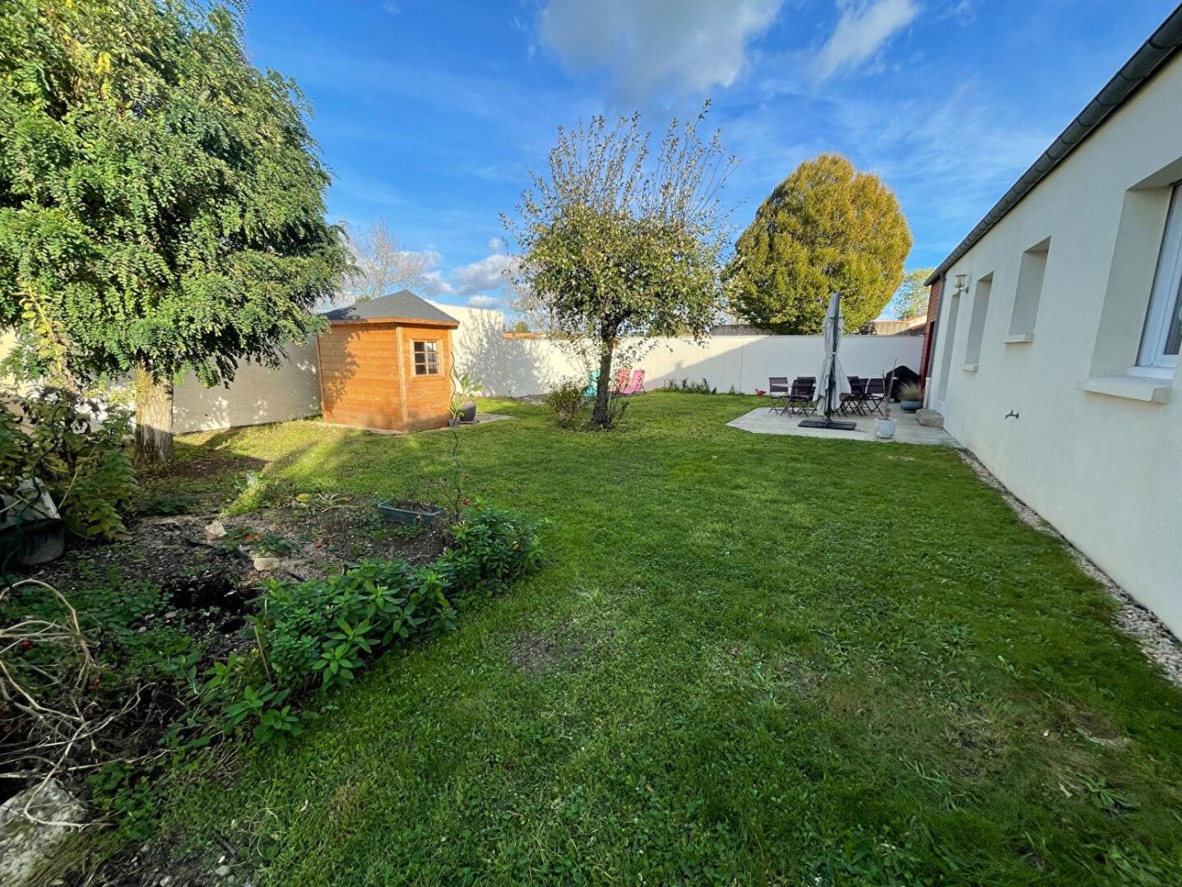 5 bedrooms House in La Chevroliere, France No. 307051