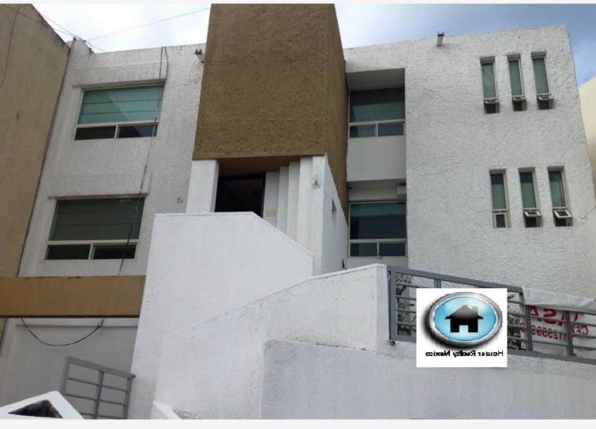 Casa de 3 dormitorios en Nuevo León, Mexico No. 189076