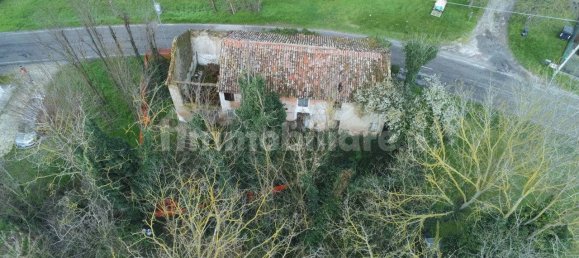 3 bedrooms House in Granze, Italy No. 142895 8