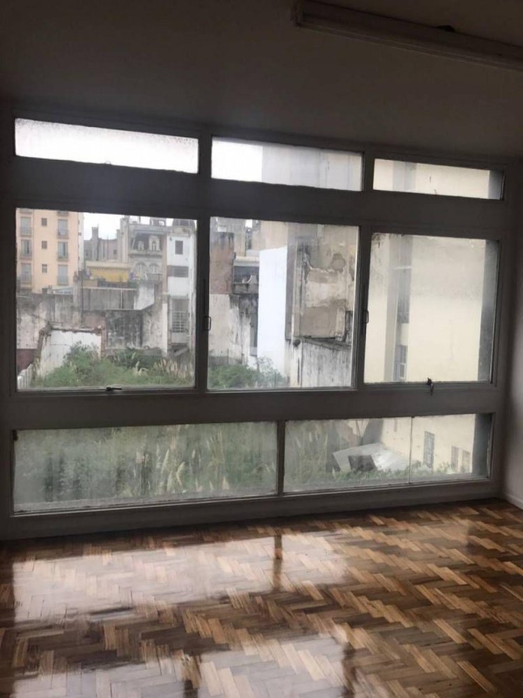  مكتب في Buenos Aires, Argentina 28متر مربع رقم 107200